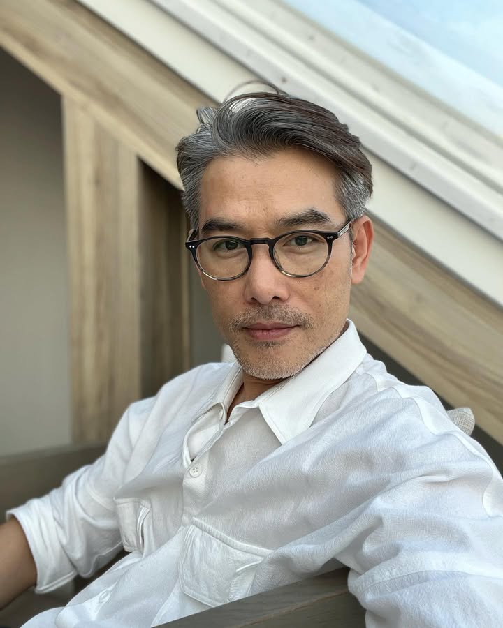 14UD902 照片3041张 视频661个 泰国 曝光量低 成熟大叔  大量自拍视频 苹果13拍照  日常素材丰富四季都有 适合卡虚拟视频