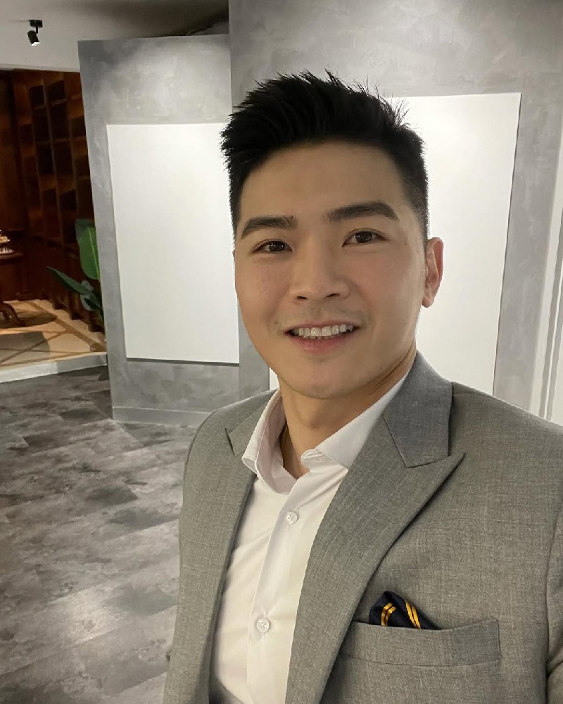 D905 照片462张 视频16个 马来西亚 男士 商务 应酬