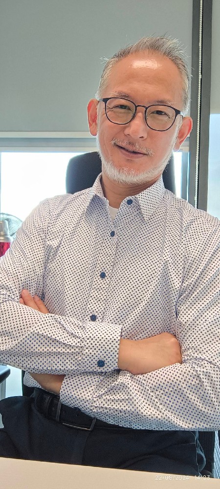 D928 照片1400张 视频327个 日本 正装 大叔   自拍多 生活场景丰富 生活日常 旅游 风景