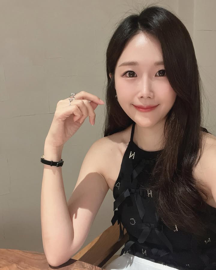 A265 照片341张 视频3个 韩国 时尚美女 日常 生活 旅游 美食 自拍