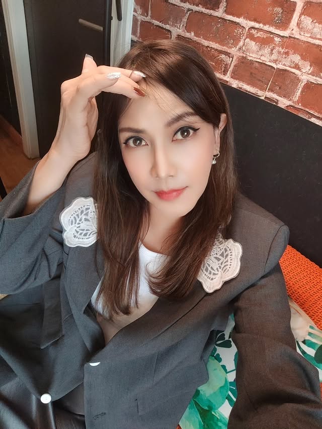 A273 照片6023张 视频61个 泰国 成熟气质美女 警察 生活日常 旅游 自拍多