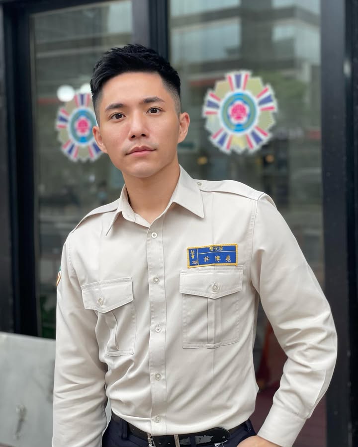 D959 照片1207张 视频5个 台湾 退役军人  职业经理 公司聚会 生活日常  健身 旅游  美食 生活场景丰富