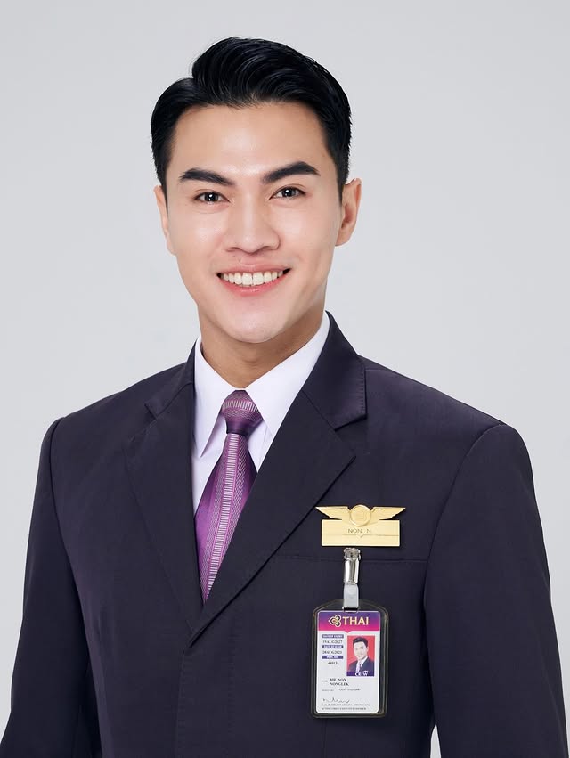 D964 照片707张 视频54个 泰国  空乘 阳光 可爱 帅气 大男孩 健身 喜欢自拍 爱好医美