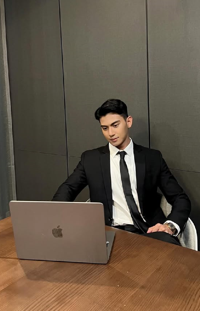 D975 照片591张 视频40个 越南  游艇 腹肌 正装 商务  生活场景丰富  生活日常 旅游 风景