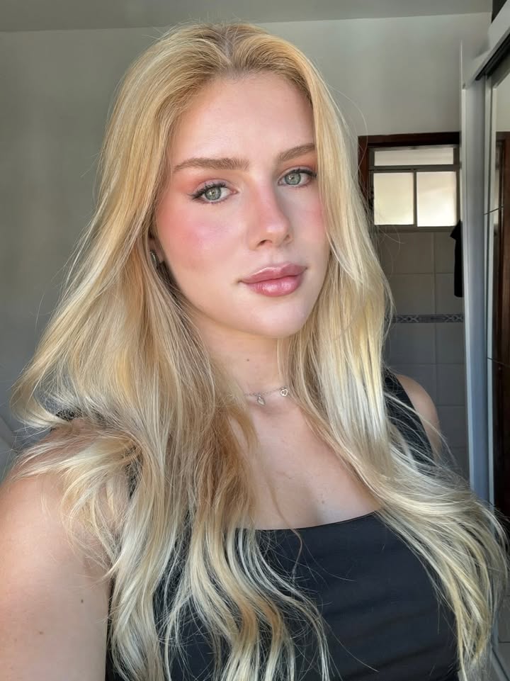 N369 照片316张 视频60个 美国 自拍多 运动 健身 马拉松 生活场景丰富  旅游 风景 生活日常