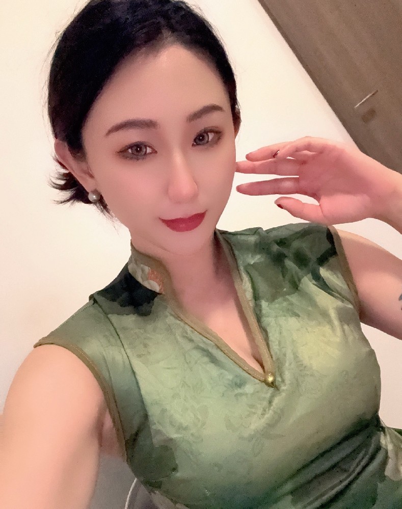 A299 照片3786张 视频20个 中国女 气质少妇美女 生活日常 旅游 自拍多 丝袜 真实 视频包含实况Live