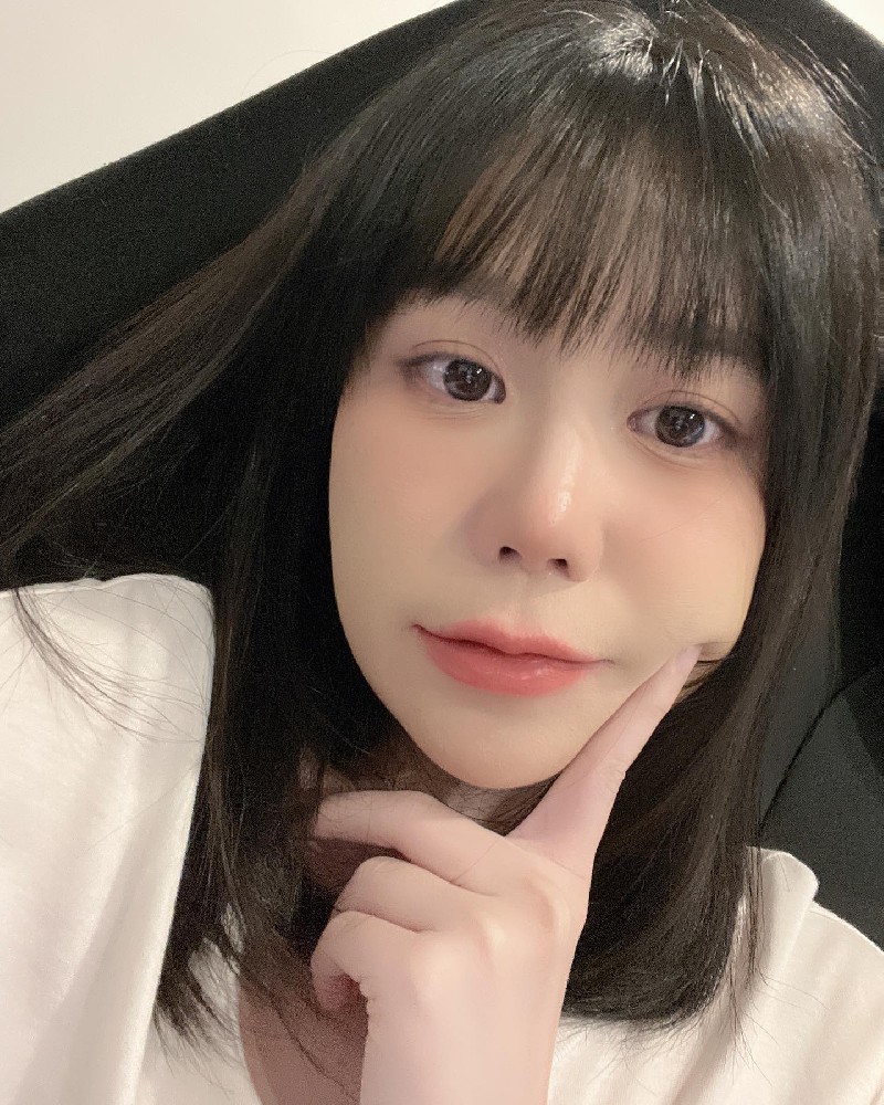 A2164 照片747张 视频23个 泰国 年轻美女 生活日常 旅游 自拍多